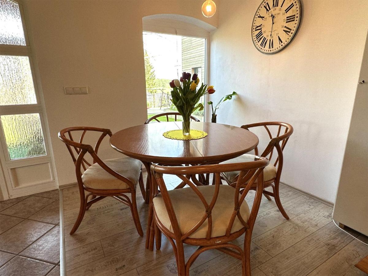 Behindertengerechte Ferienwohnung Nossentiner Huette Exterior foto